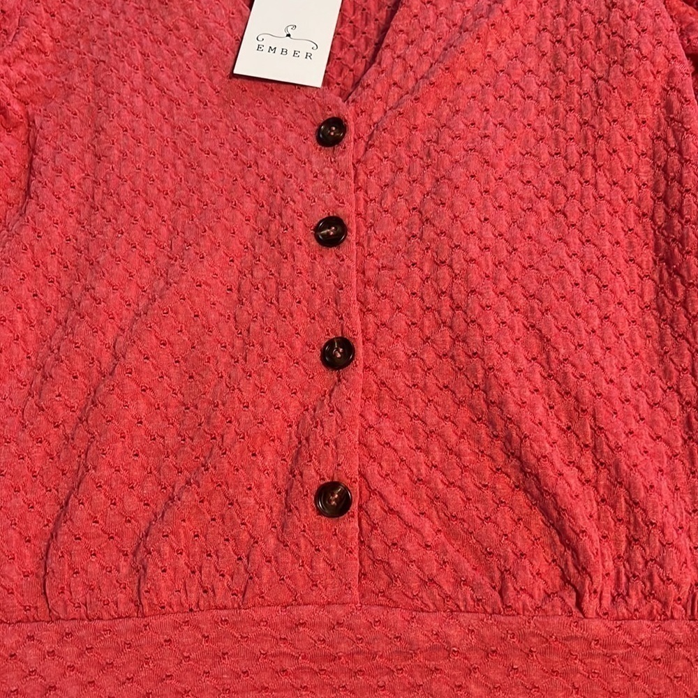 NWT! Ember top - Picture 3 of 3
